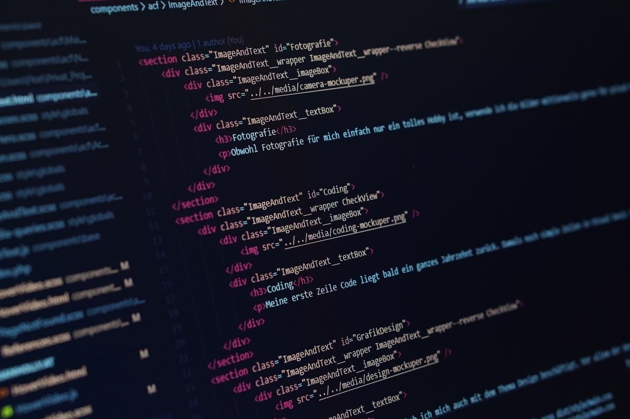 Temas personalizados en WP: riesgos y alternativas para una web segura, eficiente y escalable